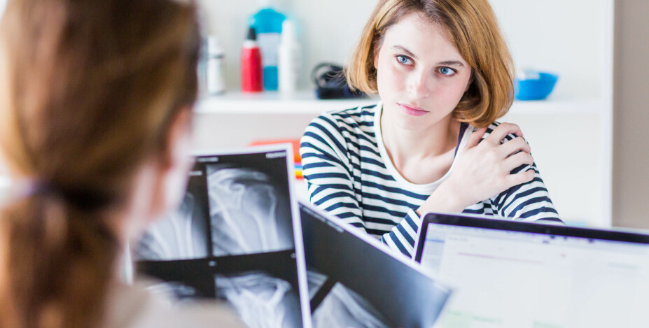 RØNTGEN: Artroseforandringer vises på røntgenbilder og bekrefter diagnosen. Du kan også ha artrose uten at det er endringer som synes på røntgen.