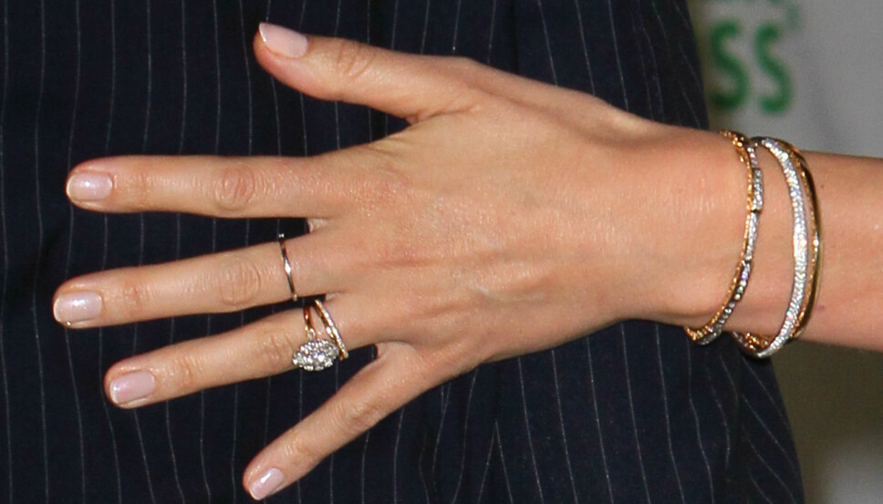 LIK: Forlovelsesringen Miranda Kerr fikk av Orlando Bloom da de to forlovet seg i 2010.