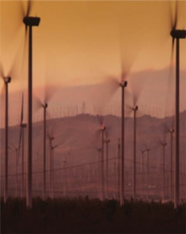 <b>VINDMØLLEPARK:</b> Verdens tredje største… and still growing. Fra Alta Wind Energy Center, ikke langt fra byen Mojave.
