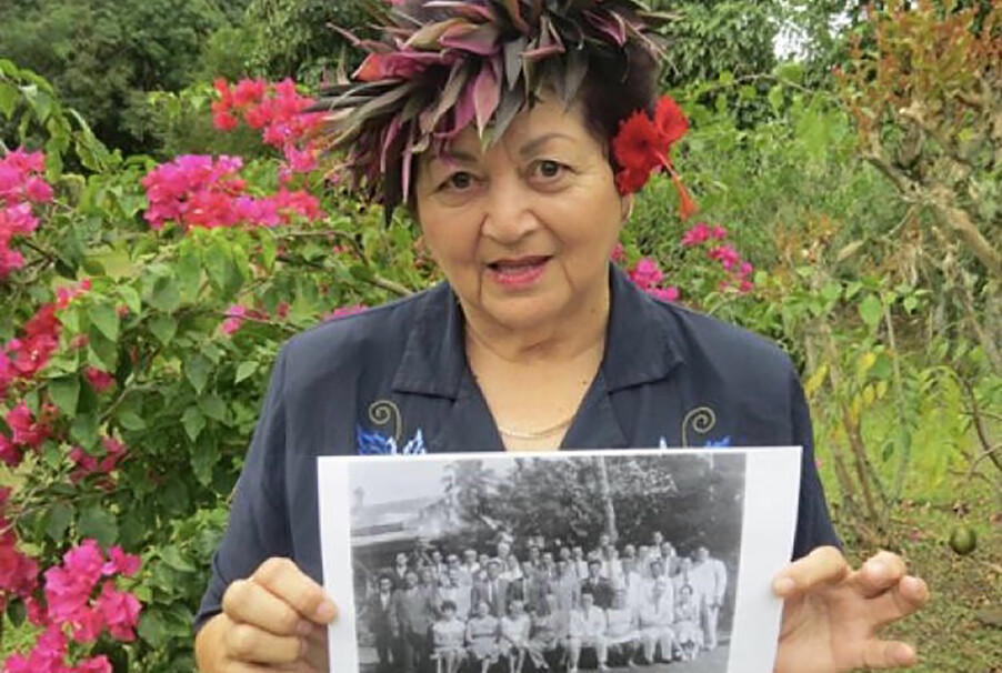 Anne Jonassen ble i 2015 intervjuet av avisen Cook Islands News, i forbindelse med at øyene ble delvis selvstendige i 1965. Hun var da tett på begivenhetene. FOTO: Cook Islands News
