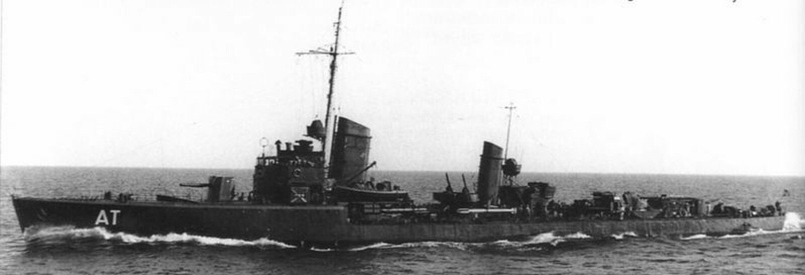 <b>SKJEBNEN:</b> Albatross, torpedobåten som senket Pol III, gikk selv på grunn 10. april. Foto: Bundesarkiv