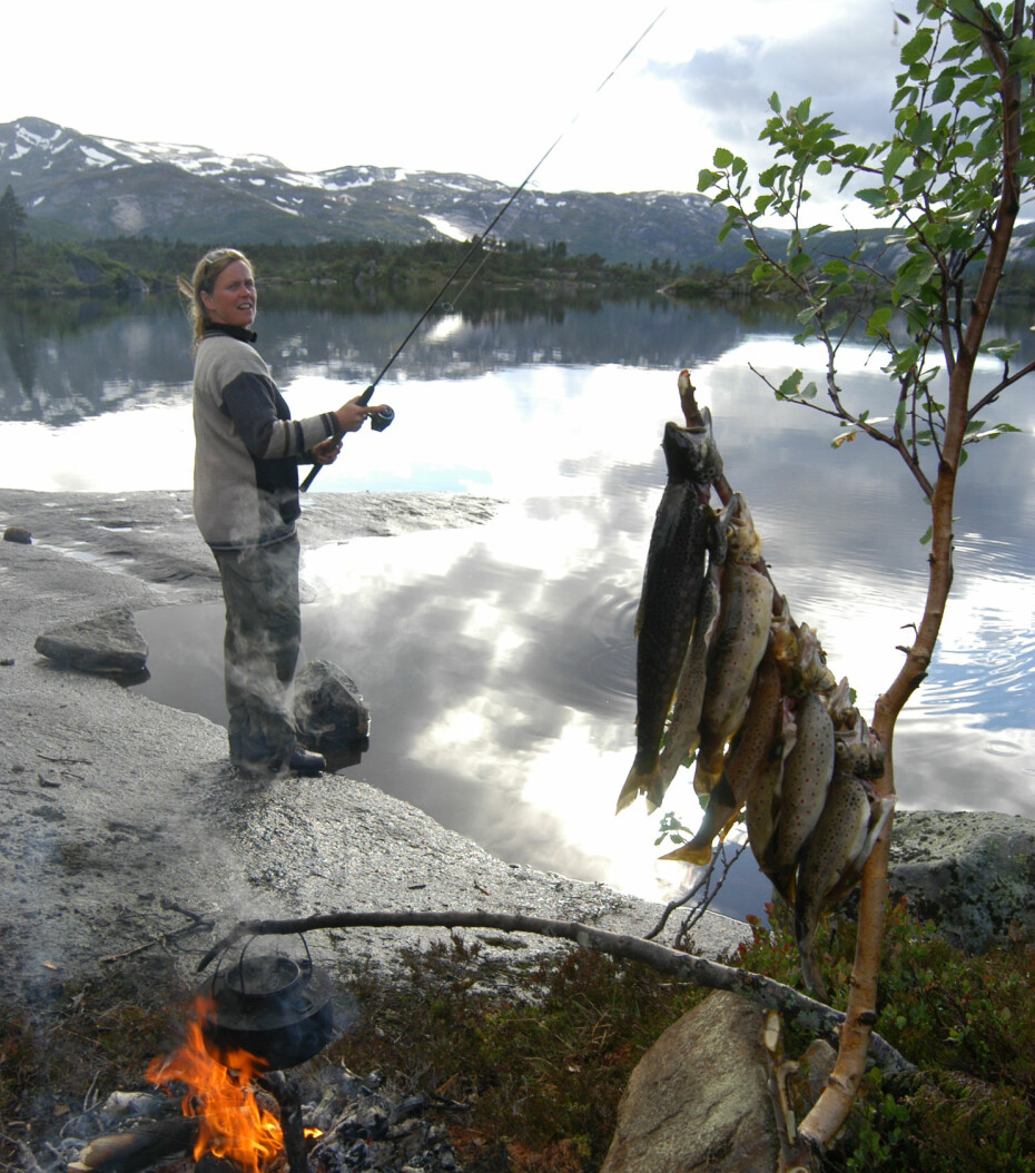 NÆR VANN: Velg gjerne bålplass i nærheten av en bekk eller elv.