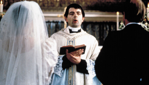 Rowan Atkinson i «Fire bryllup og én gravferd».