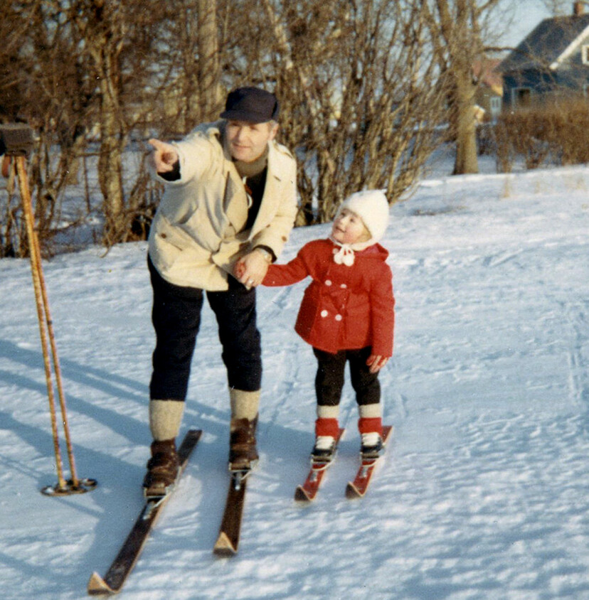 FAMILIELYKKE: I noen korte år hadde Vasili og Brigitte et lykkelig familieliv. Her er Rambovski avbildet sammen med datteren Anita.