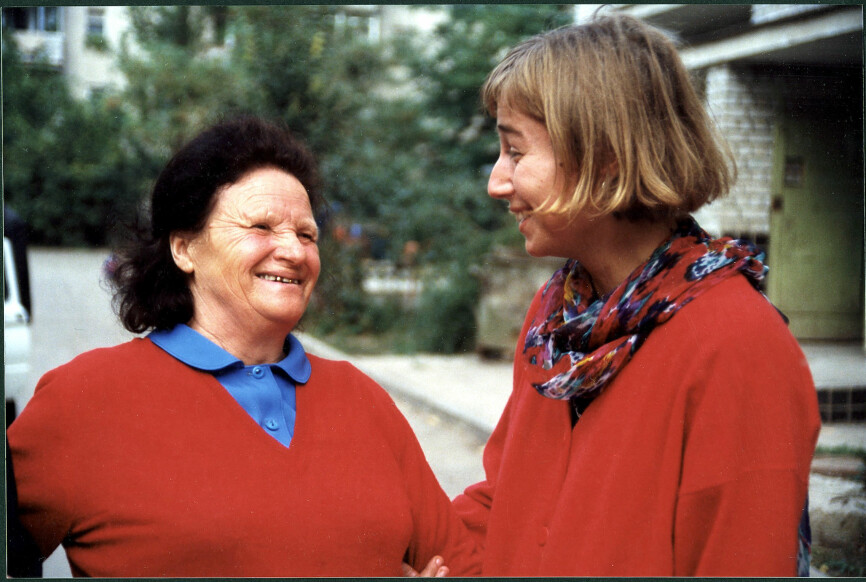 UKRAINSK TANTE: Rambovskis datter Anita ble med Tore Strømøy til Ukraina i 1993, og fikk møte Vasilis lillesøster, Anna.