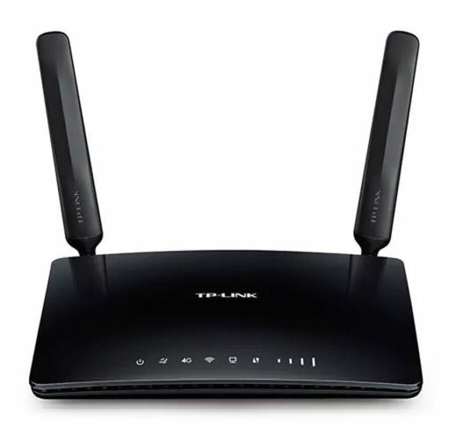 God ruter. Mobilt bredbånd krever en dedikert ruter, som brukes utelukkende til å gi tilgang til nettet via 4G/4G+-nettet. Det kan være smart å betale litt ekstra for en virkelig god ruter, siden det kan gi deg bedre og mer stabil nettforbindelse. God ruter. Mobilt bredbånd krever en dedikert ruter, som brukes utelukkende til å gi tilgang til nettet via 4G/4G+-nettet. Det kan være smart å betale litt ekstra for en virkelig god ruter, siden det kan gi deg bedre og mer stabil nettforbindelse.
