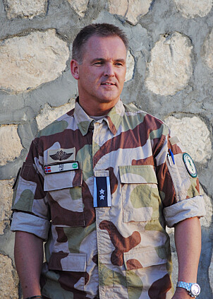 <b>PILOTEN:</b> Alf Regy Lid fløy det farlige oppdraget da den serbiske obersten ble smuglet ut av Tuzla Air Base. Lid var senere sjef for det norske helikopterbidraget i Meymaneh i Afghanistan.