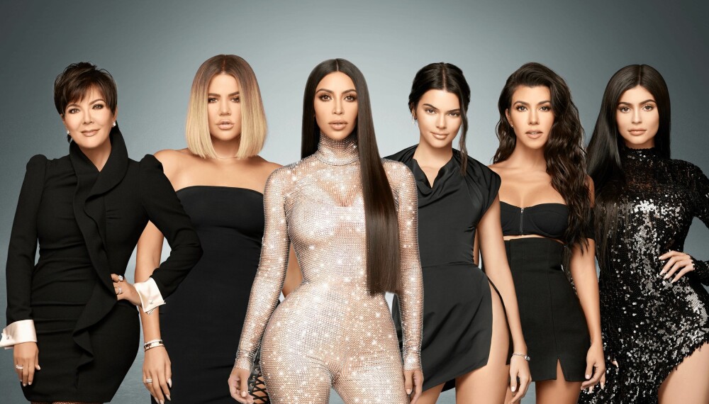 SNART TILBAKE: Kris Jenner (f.v.), Khloe Kardashian, Kim Kardashian, Kendall Jenner, Kourtney Kardashian og Kylie Jenner.
