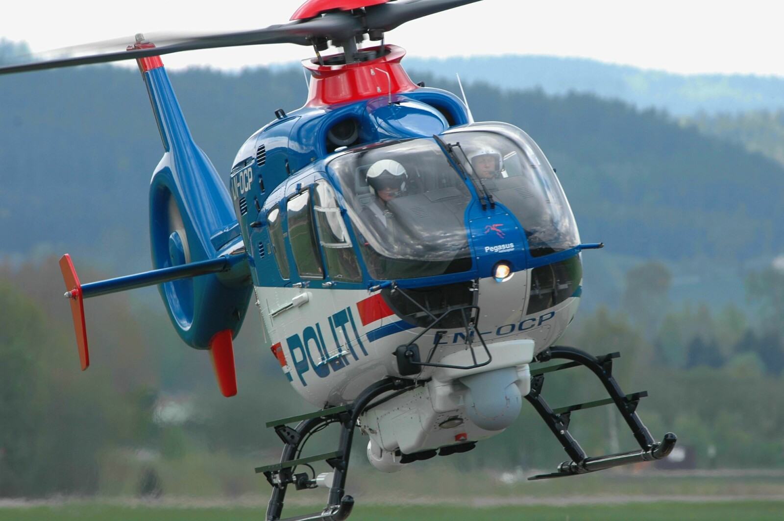 <b>GAMMEL TRAVER:</b> Dagens EC135 har vært i tjeneste <br/>i snart 17 år.