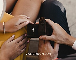 Hos Vanbruun kan du også designe dine helt egne forlovelse- eller gifteringer.