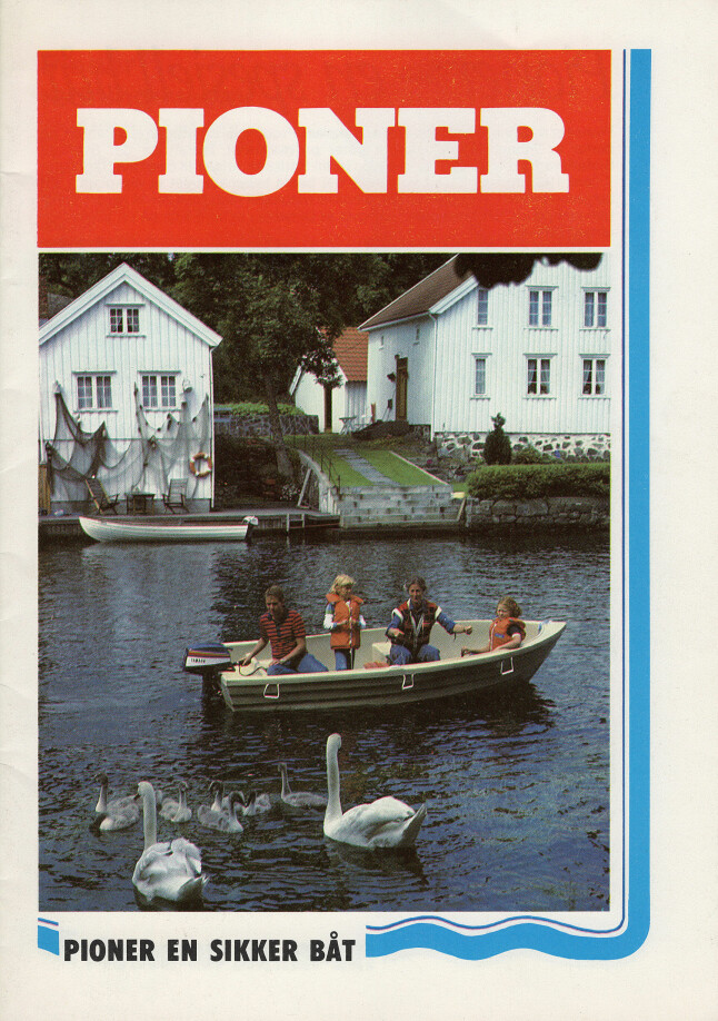 <b>EN SIKKER BÅT:</b> Det var slagordet i mange år, nå er det enkelt båtliv som gjelder. Bildet på denne 70-talls brosjyren gjenspeiler godt hvilke verdier Pioner ville fremheve i sine båter. 