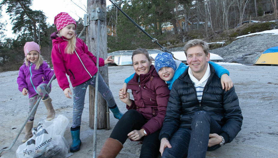 - DET VIKTIGSTE ER Å PRØVE: Janne og Thomas Melbye Gillgren, og Linnea (4), Filippa (6) og Sander (10) er miljøengasjerte pluss. Om man ønsker å leve miljøvennlig som familie er det viktig å være bevisst på de små grepene man kan ta i hverdagen.