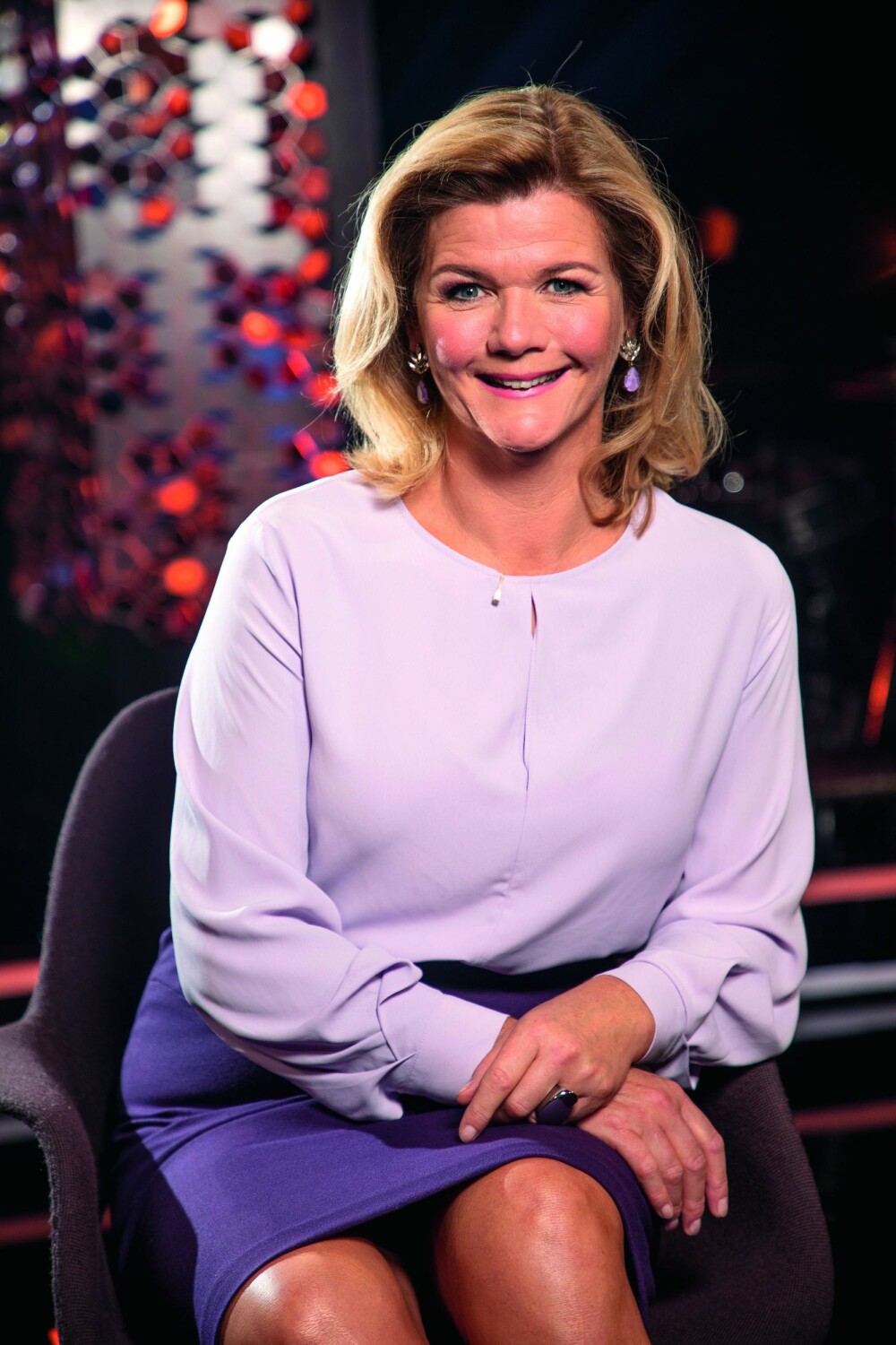 NRK-DRONNING: Anne Lindmo har allerede vunnet en rekker priser som programleder, men setter ekstra pris på å være en av publikums favoritter.