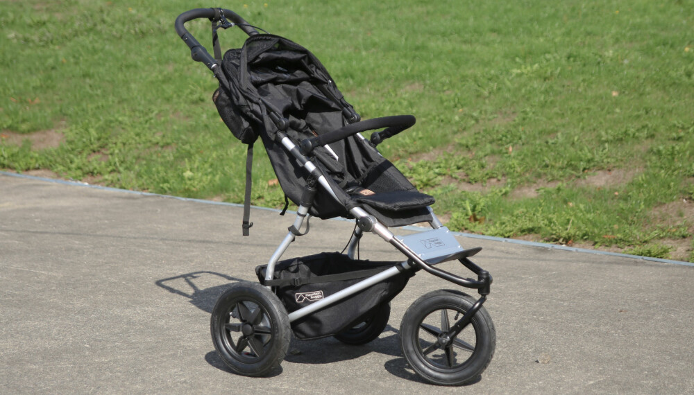 MOUNTAIN BUGGY TERRAIN: Denne vognen er helt klart grei å bruke i byen, men det er først når den kommer i terrenget, at den viser hva den er god for. MOUNTAIN BUGGY TERRAIN: Denne vognen er helt klart grei å bruke i byen, men det er først når den kommer i terrenget, at den viser hva den er god for.