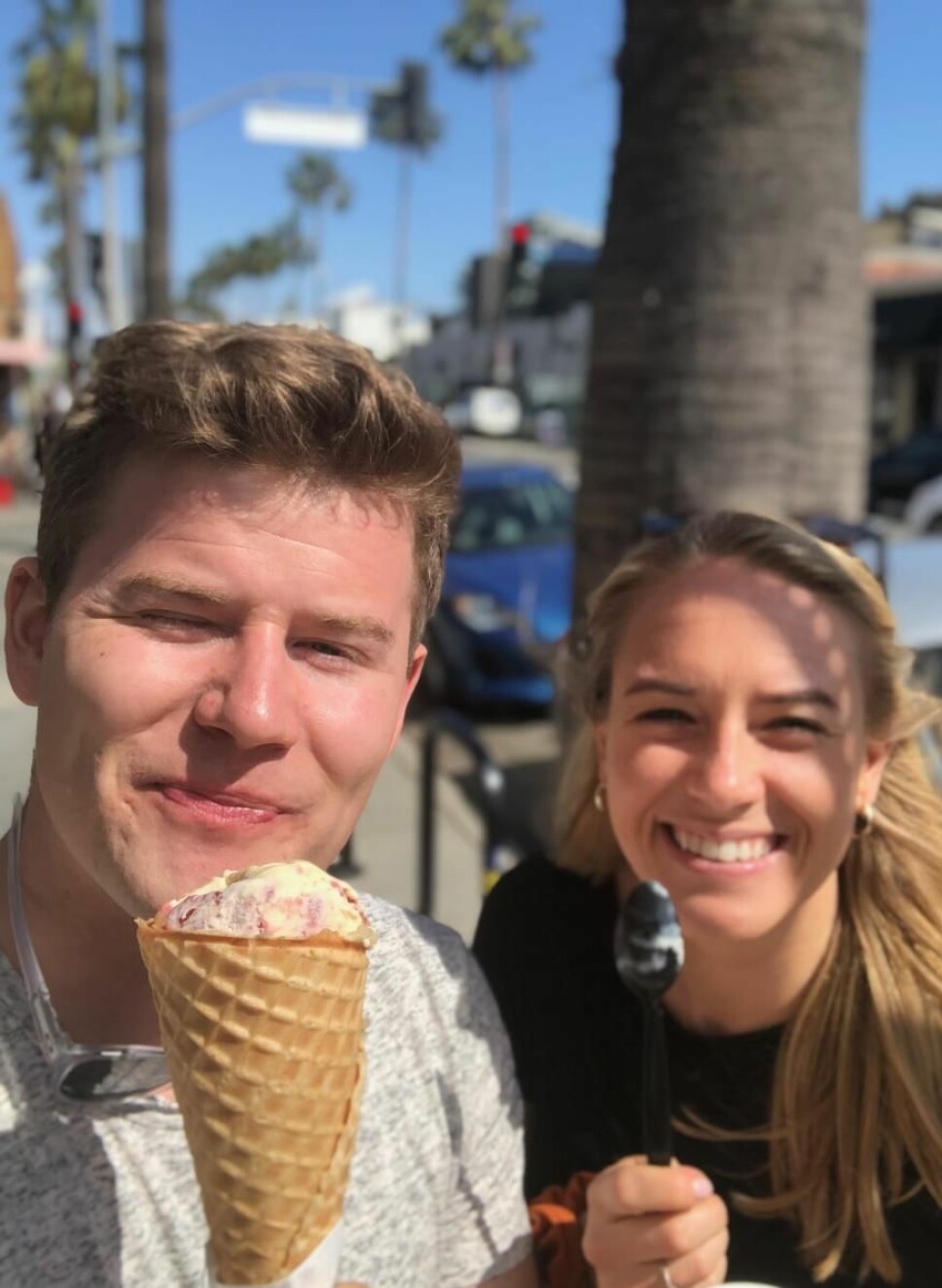 FORELSKET: 
Nicolay Ramm og forloveden Josephine Granlie nøt en velfortjent ferie i California i påsken i år. Her er de i Los Angeles.