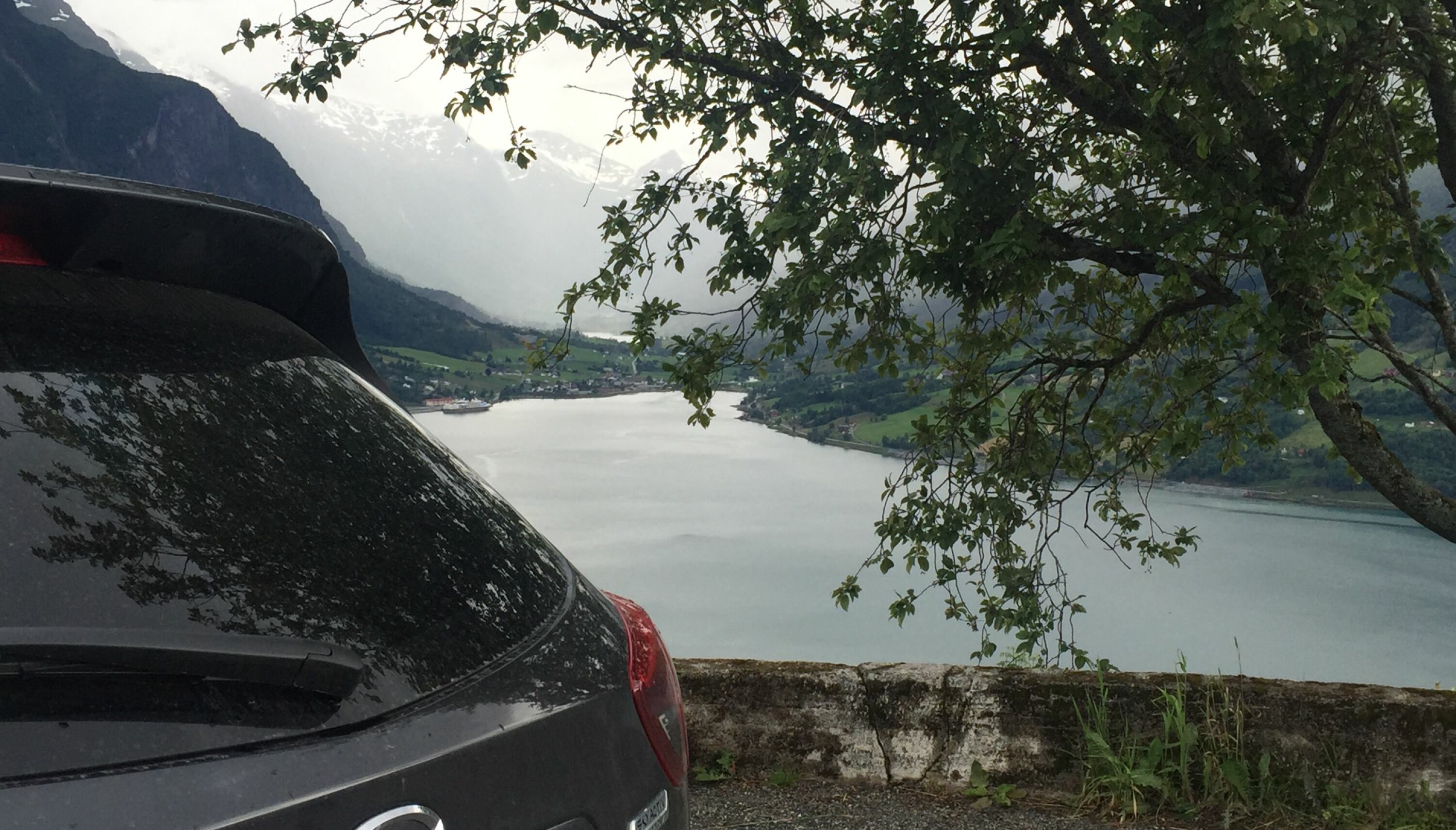 BILFERIE I NORGE: Husk at om du er på bilferie i Norge, så gjelder mange av de samme tipsene som for bilferie i Europa. Du bør for eksempel ha reiseforsikring for hele husstanden.