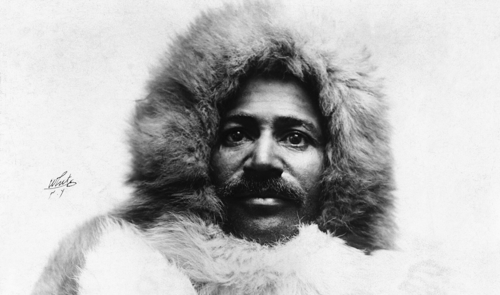 <b>POLARPIONER:</b> Matthew Henson (1866–1955) satte sine fotspor på Nordpolen, eller like i nærheten, i 1909. Det var mange som undret seg over hva en sort mann hadde i isødet å gjøre. 