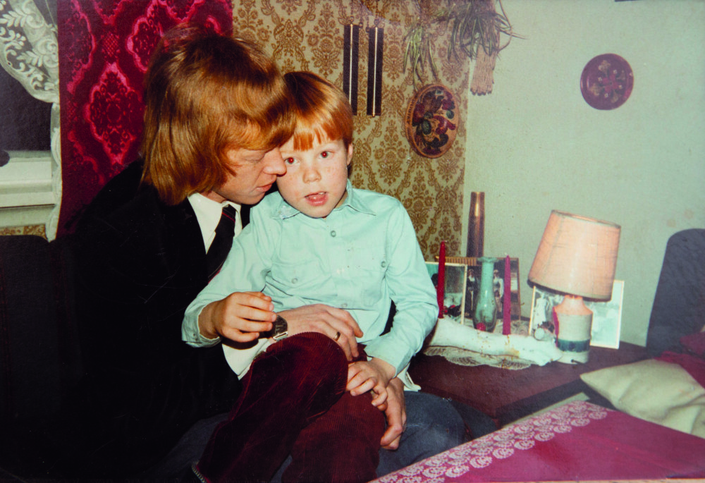 <b>PAPPAGUTT:</b> Jeg var pappagutt. Han jobbet i NSB og lærte meg å bli glad i tog. Fanget hans var alltid trygt. Foto: Privat <b>PAPPAGUTT:</b> Jeg var pappagutt. Han jobbet i NSB og lærte meg å bli glad i tog. Fanget hans var alltid trygt. Foto: Privat