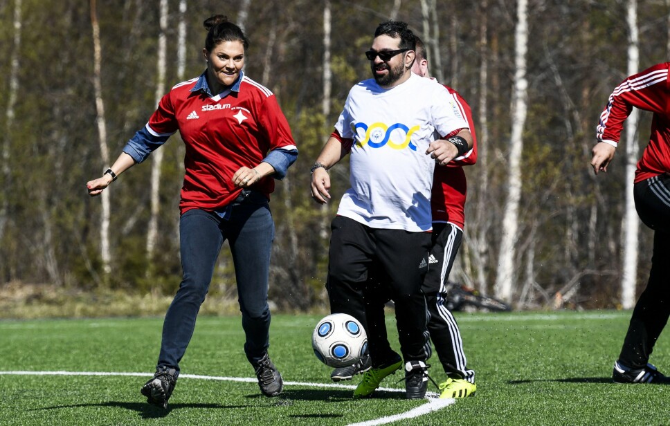 ALLSIDIG: Selv om fotball ikke er den idretten hun foretrekker, tar Victoria utfordringen når den kommer.