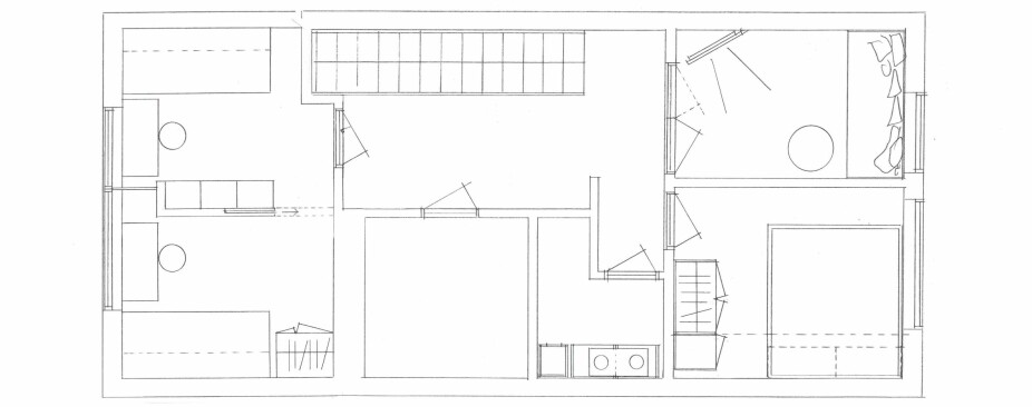 <b>NY PLANLØSNING:</b> Foreldresoverommet ble gjort om til to barnerom. Foreldrene overtok det ene barnerommet, mens det andre ble til et gjesterom. <b>NY PLANLØSNING:</b> Foreldresoverommet ble gjort om til to barnerom. Foreldrene overtok det ene barnerommet, mens det andre ble til et gjesterom.