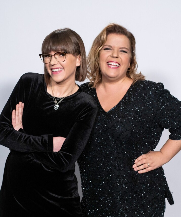 SUPERSØSTRE: Else og Cecilie Ramona Kåss Furuseth gjør begge stor suksess på TV-skjermen. De er både søstre og bestevenner.