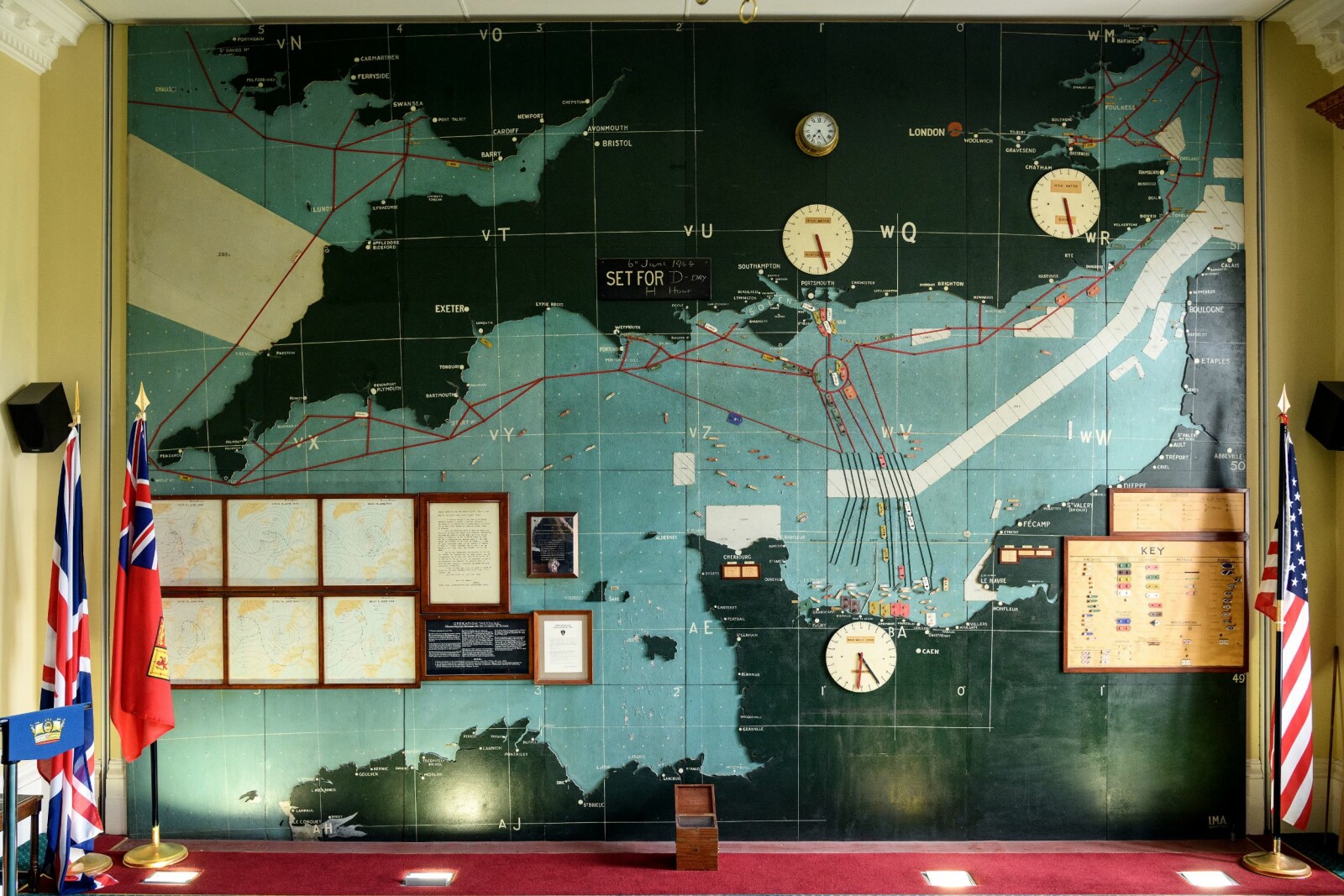<b>KRIGSROMMET:</b> Dette er kartet de allierte lederne brukte til å planlegge D-dagen i hovedkvarteret i Portsmouth. Værrapportene var en svært viktig faktor. 