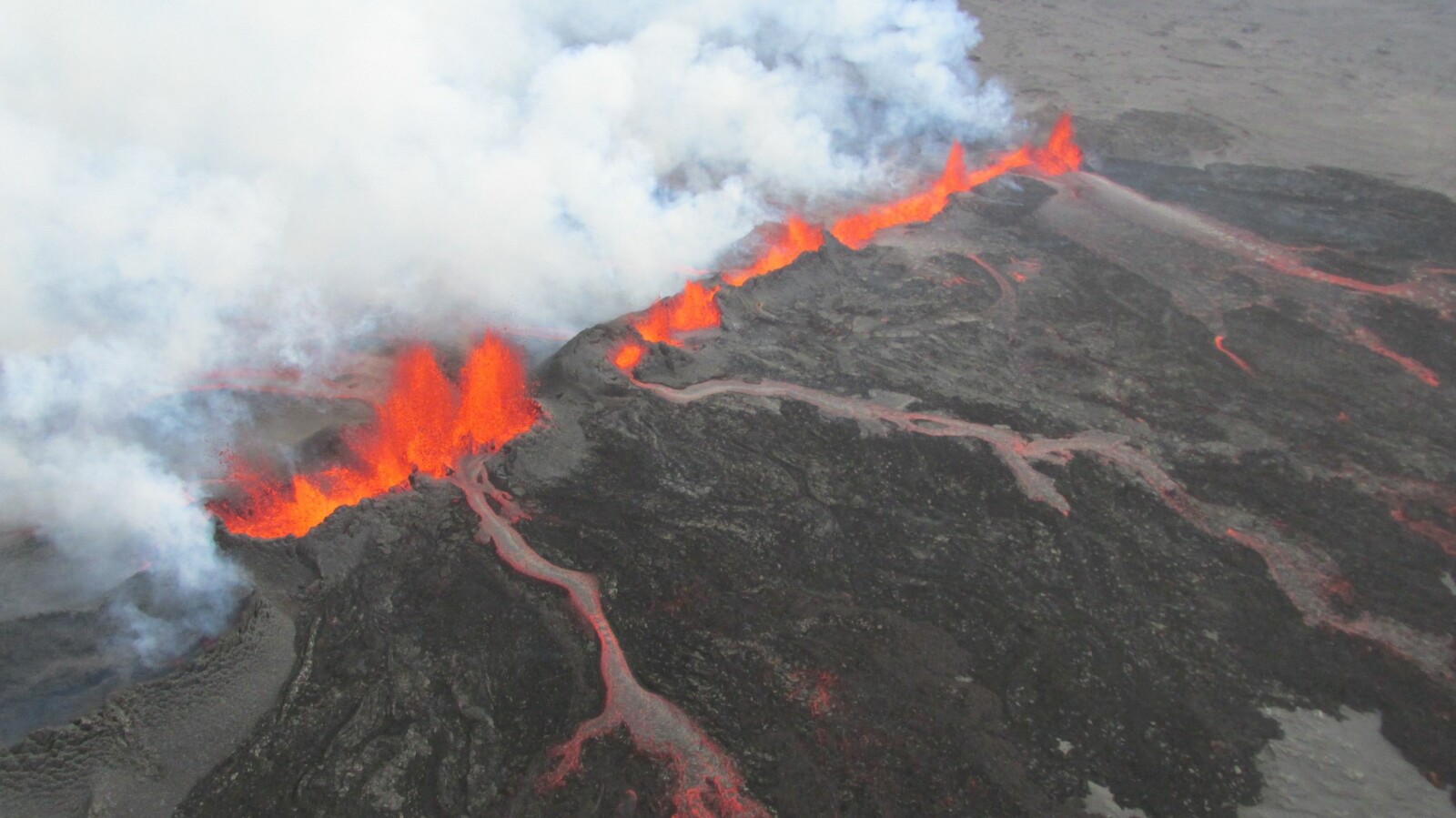 <span class=bold>Holuhraun-utbruddet</span> Foreløpig det siste større vulkan­utbruddet på Island, i sept­ember 2014.