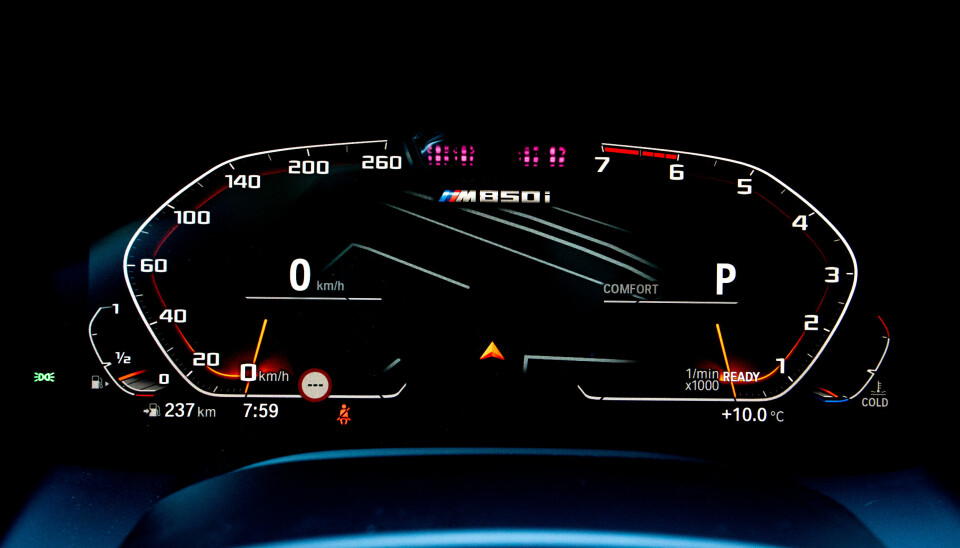 MODERNE: Heldigitalt dashbord er regelen heller enn unntaket nå.