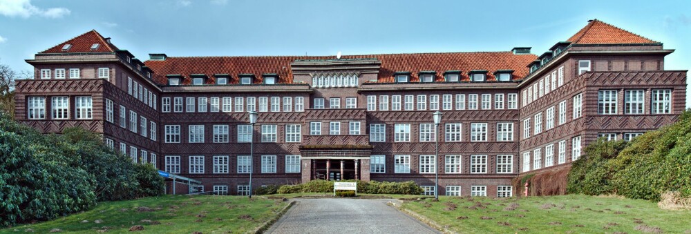 <b>DØDSKLINIKK:</b> Her ved Josef-hospitalet i Delmenhorst i Nord-Tyskland skal Niels Högel ha begått 64 drap, ifølge tiltalen. 