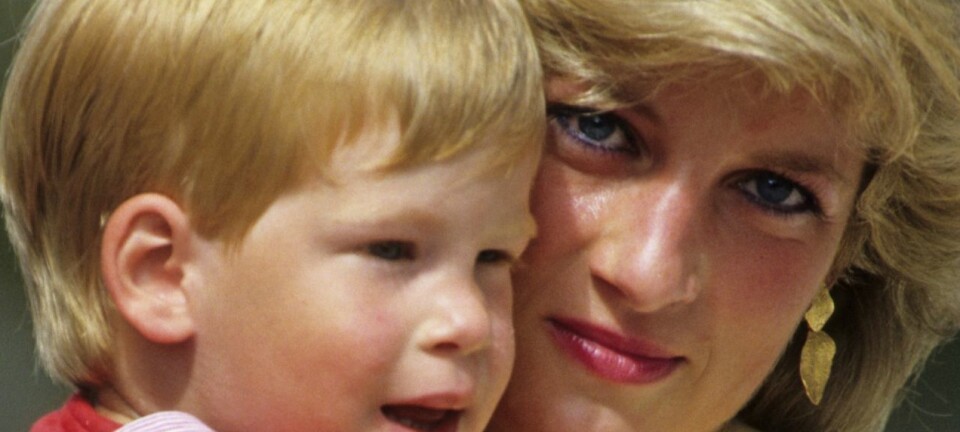 - Følte hun måtte gi Harry mest kjærlighet