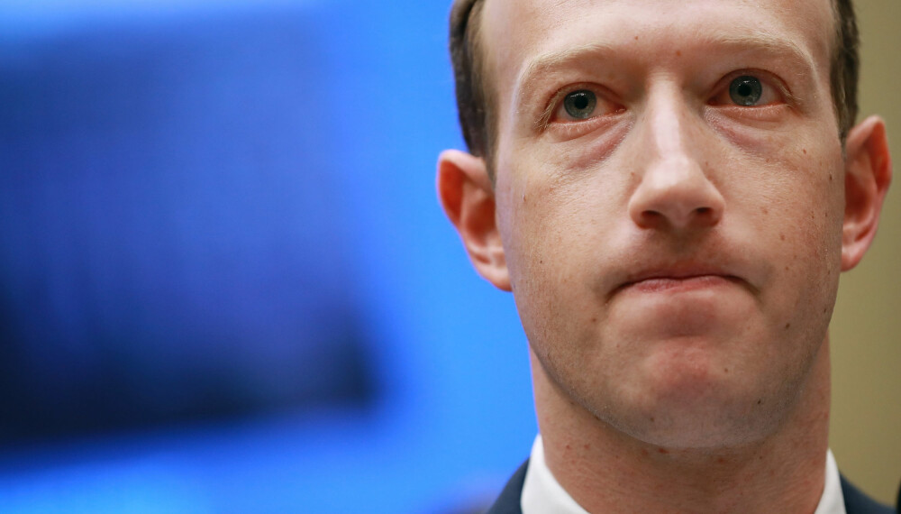 <b>TØFFE TIDER:</b> Kritikken fortsetter å hagle mot Mark Zuckerberg. Men noe romvesen er han nok ikke.