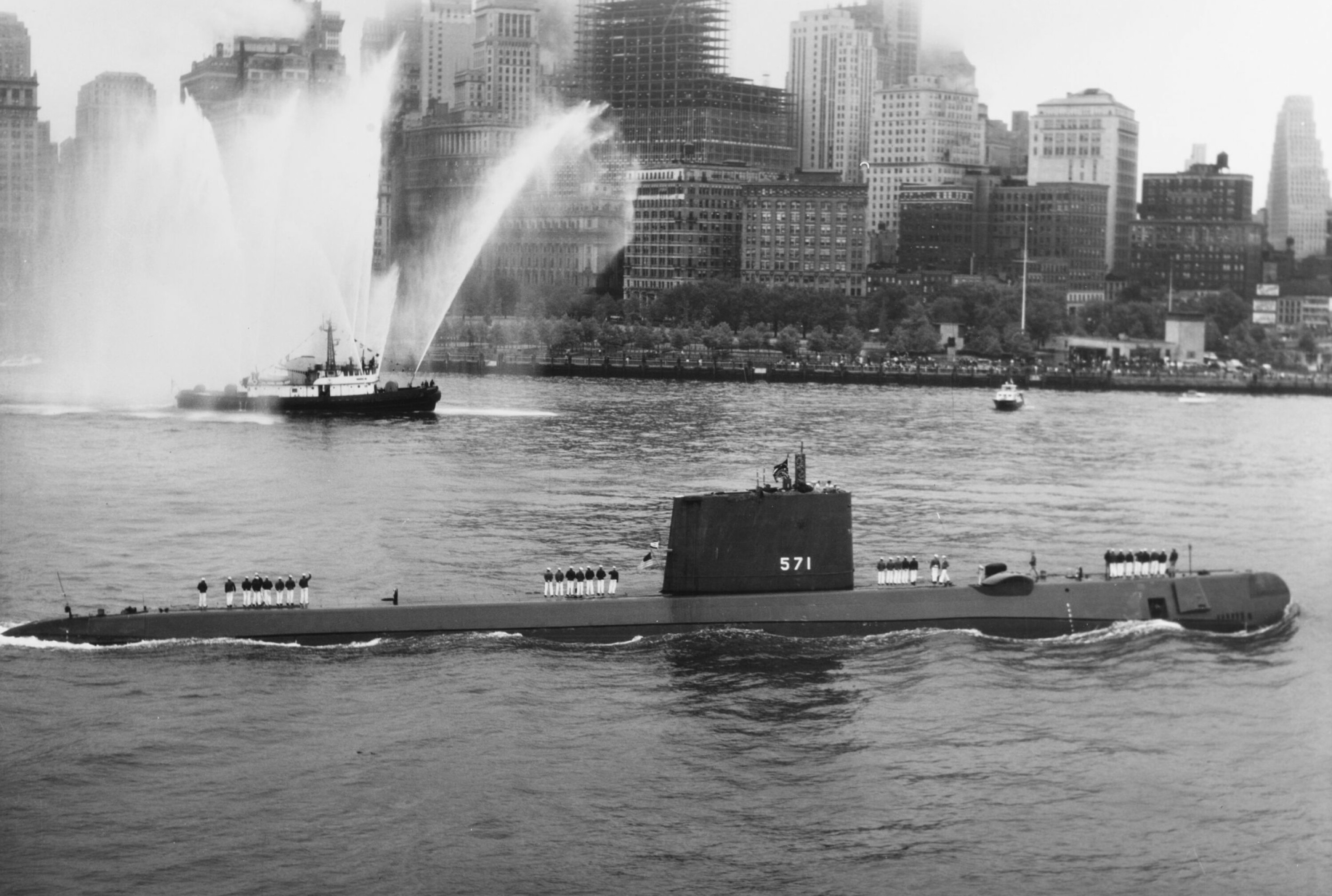 JULES VERNE: Fartøyet var passende nok døpt USS Nautilus.