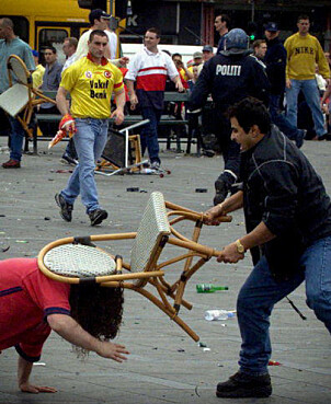 <b>VOLDSOMT:</b> Arsenal- og Galatasaray-bråkmakere barket sammen i København i 2000.