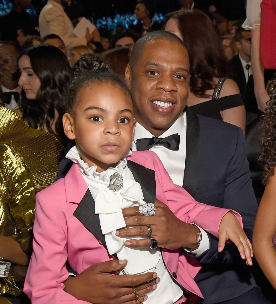 PAPPAJENTE: Jay-Z (49) med datteren Blue Ivy (7) på fanget.