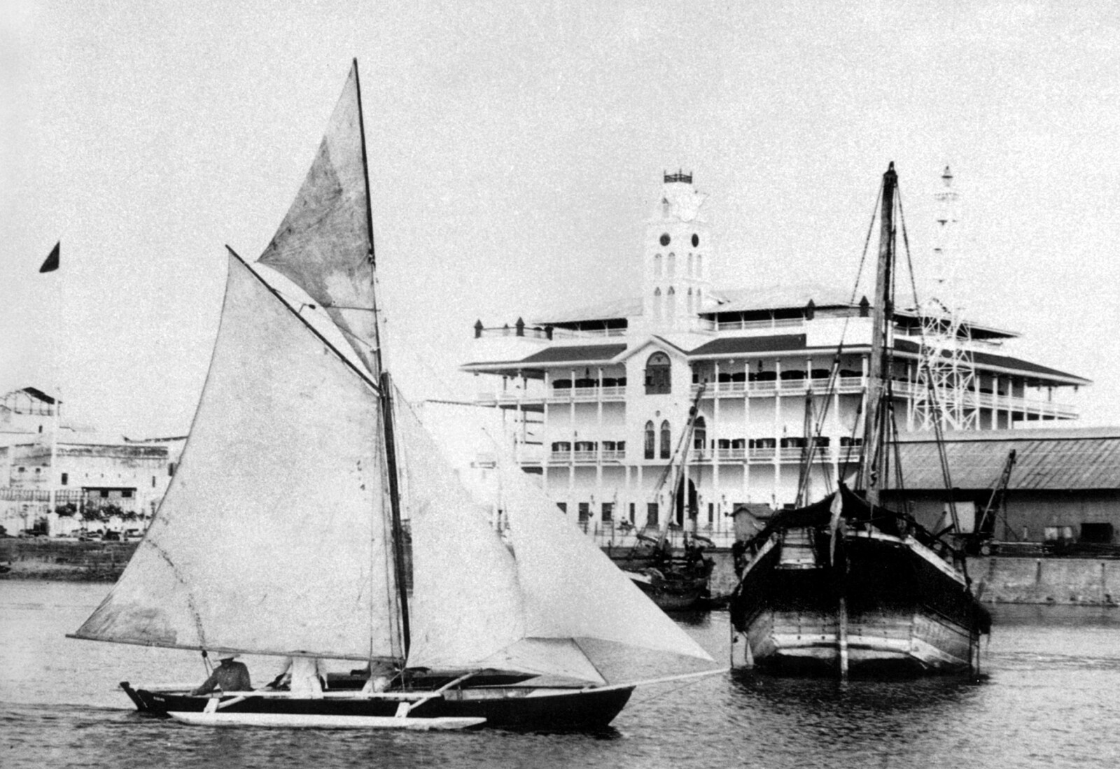 <b>ROLIGERE TIDER:</b> Foto fra havnen i Zanzibar sent på 1800-tallet.