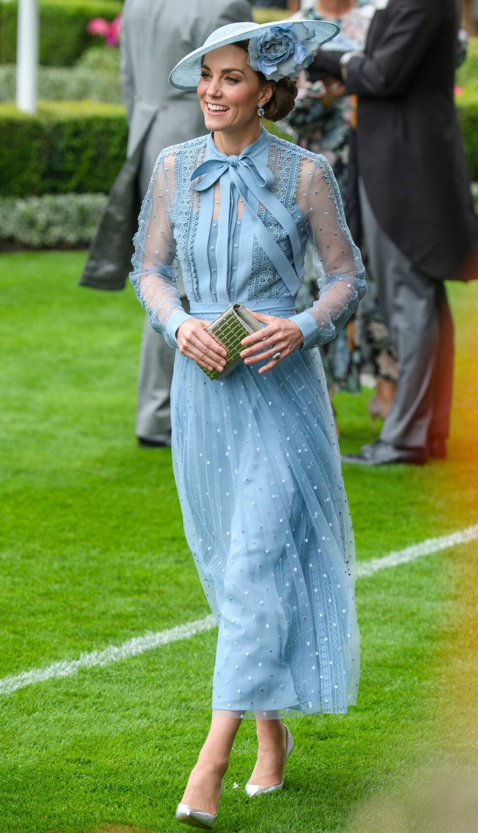 Hertuginne Kate i en nydelig kjole fra Elie Saab.