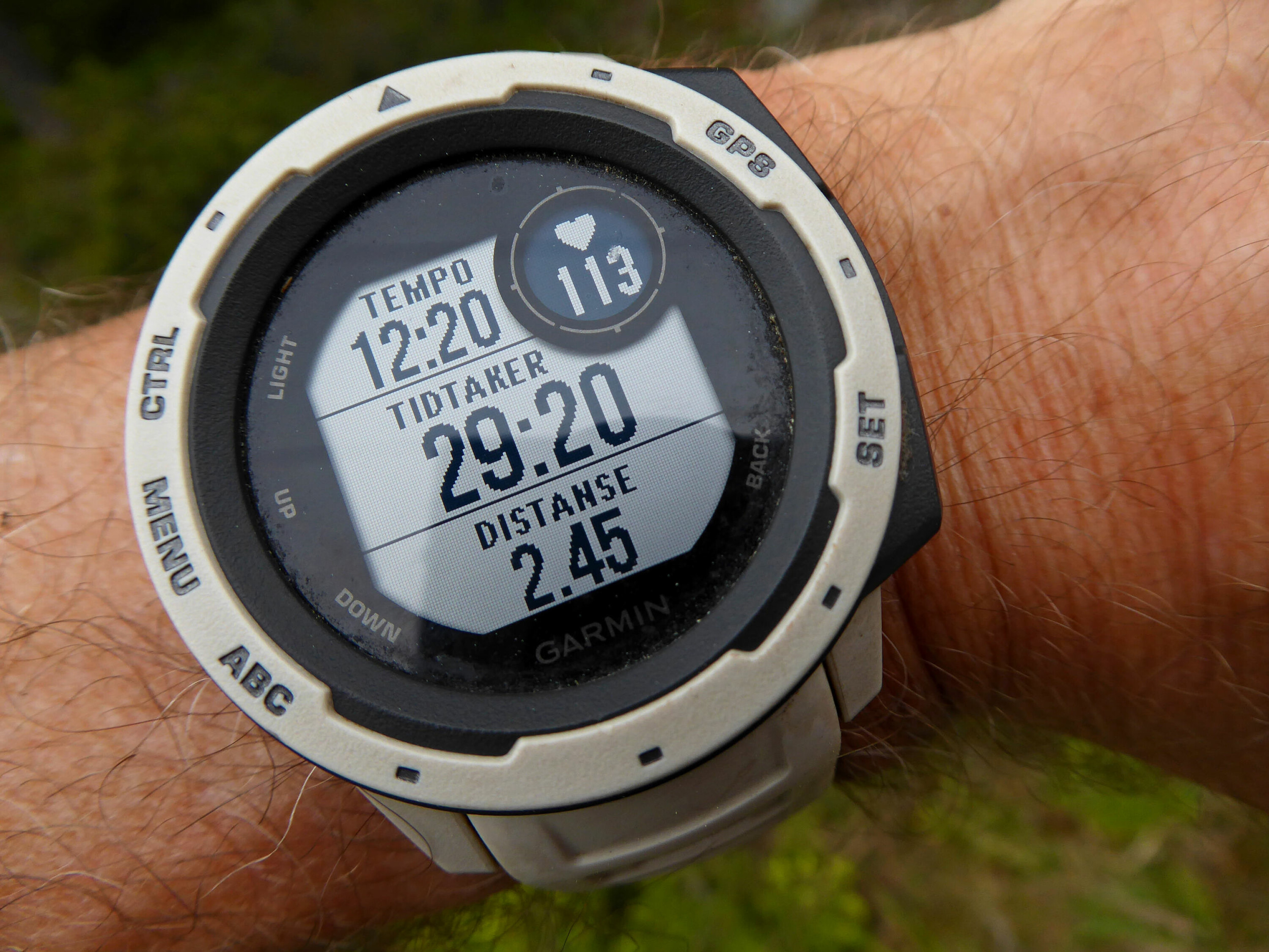 FUNKSJONSRIK: Garmin Instinct har mange funksjoner. Det gjelder å ha tålmodighet til å undersøke alle mulighetene.