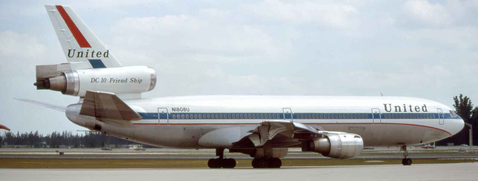 <b><span class="BOLD">ULYKKESFLYET: </span></b>DC-10 Ulykkesflyet fotografert da det var nytt. Designet med å ha en tredje motor i halen skulle bli skjebnesvangert og er ikke blitt benyttet på senere flytyper.