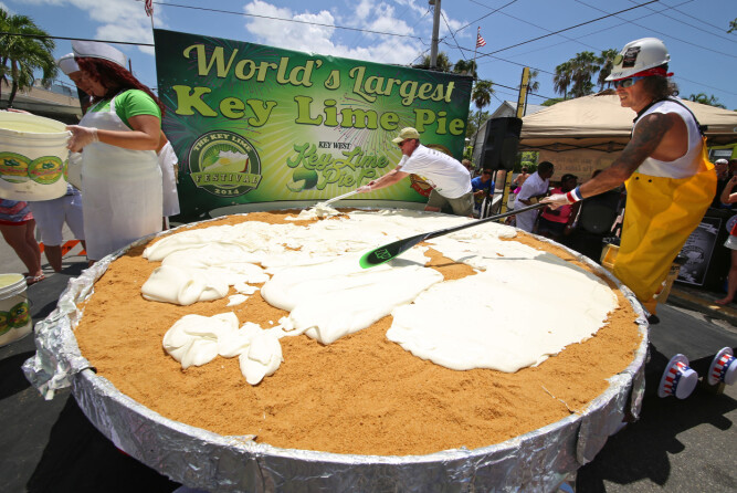 <b>KAKE:</b> Key West er kjent for sin lime pie, men ikke så stor som denne.  