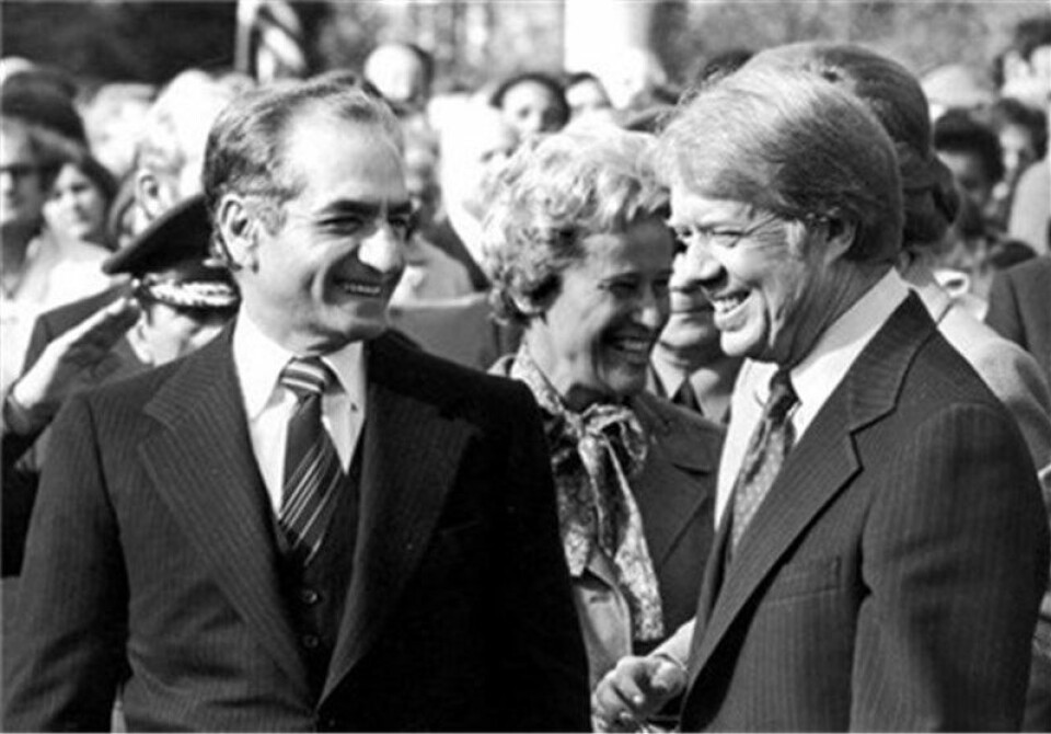 FEILVURDERING: President Jimmy Carters beslutning om å gi den styrtede sjahen av Iran Muhammed Reza Sjah Pahlavi (t.v.) opphold i USA fikk katastrofale konsekvenser.
