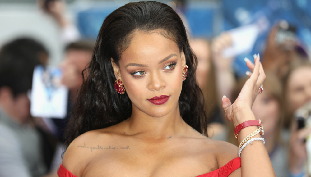 KJENT FOR MELLOMNAVNET: Rihanna bruker mellomnavnet sitt i artistsammenheng, men venner og familie kaller henne fortsatt Robyn.