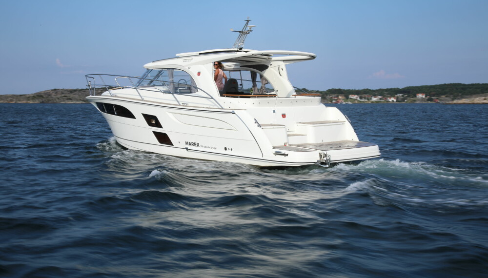 LANGTUR: Marex 360 Cabriolet Cruiser kan takle de fleste forholdene du opplever på en ferietur i nordiske farvann.