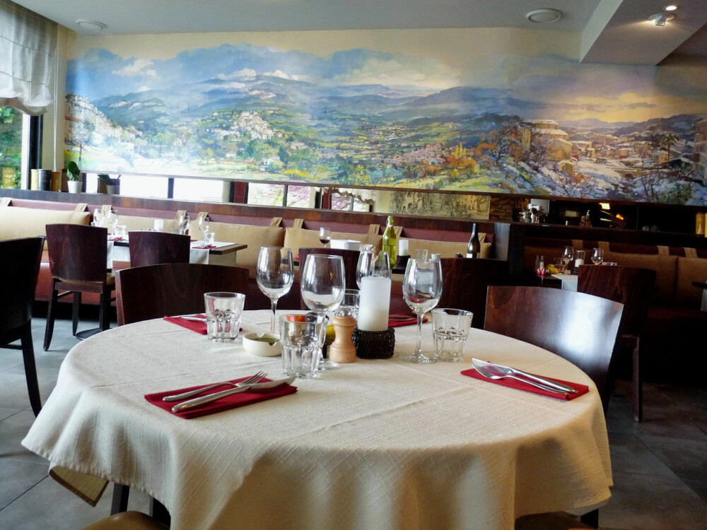 <b>GOD MAT:</b> Restauranten La Gloire de mon Pere i Seillans. <b>GOD MAT:</b> Restauranten La Gloire de mon Pere i Seillans.