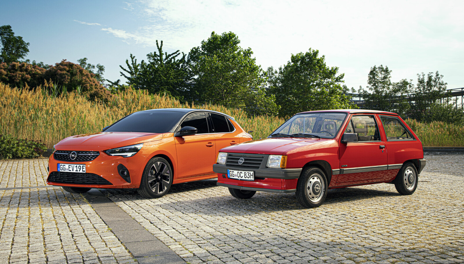 <b>GENERASJONER:</b> Opel Corsa fra 1983 og nye Corsa-e.