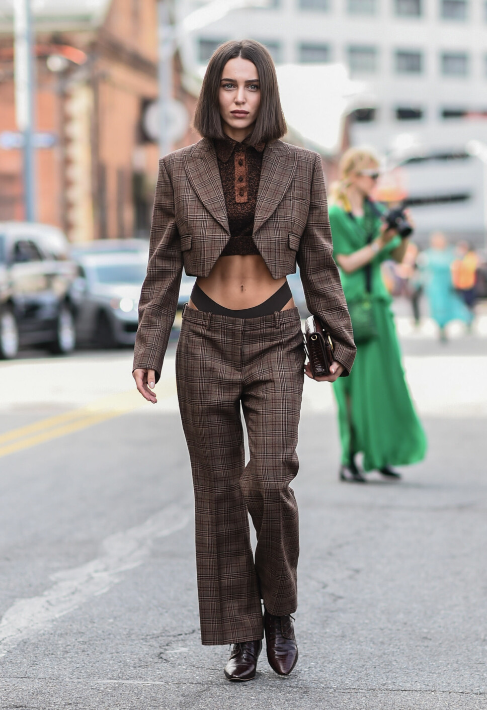 RUTER ANNO 2019: Influenser Mary Lees i et rutete sett fra Michael Kors under New York Fashion Week, 11. september 2019.