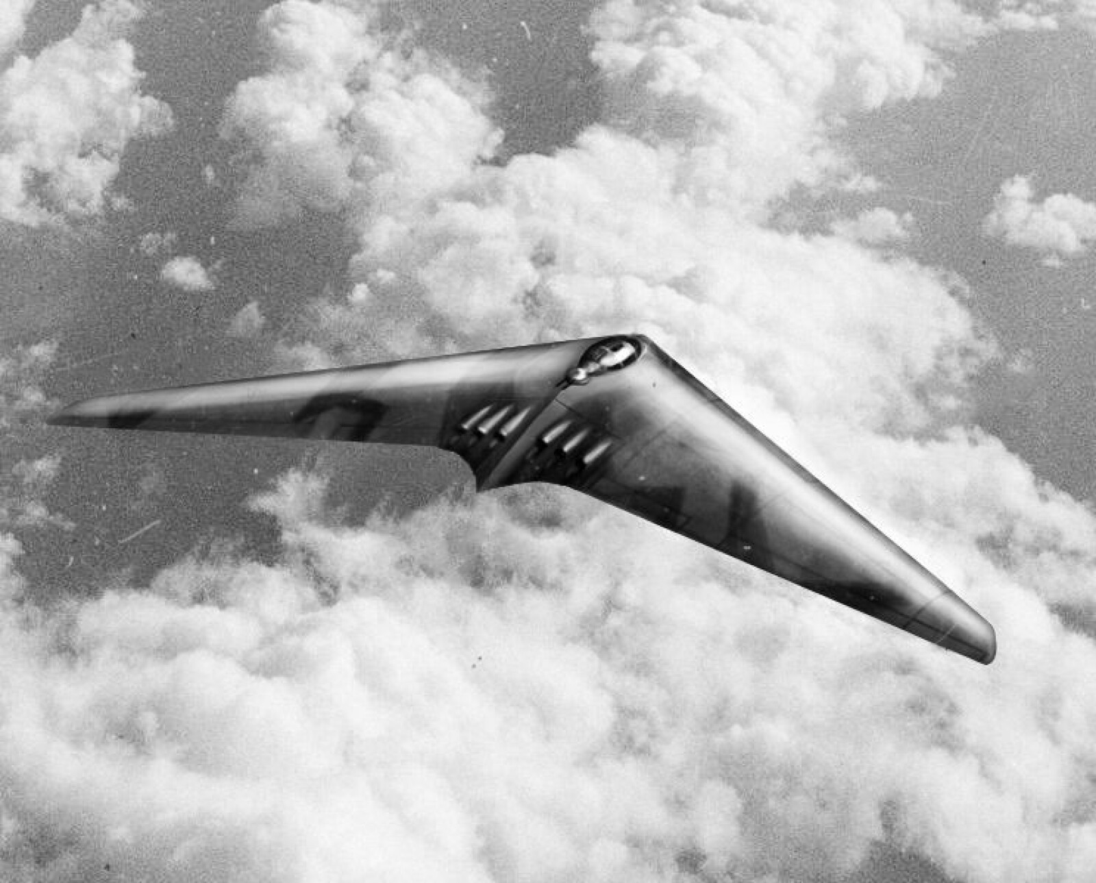 <b><SPAN CLASS=BOLD>1945:</b></span> Horten-brødrenes tegninger endte i flere lovende prototyper som aldri rakk å bli operative bombefly. 