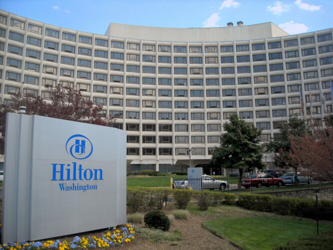 HILTON Siden 80-tallet har bønnefrokosten gått av stabelen i The International Ballroom i Washington Hilton.
