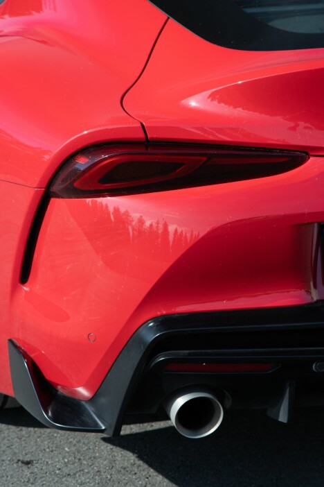 <b>FREKK:</b> Hekken til Toyota Supra har oppsiktsvekkende design og mange morsomme detaljer. 