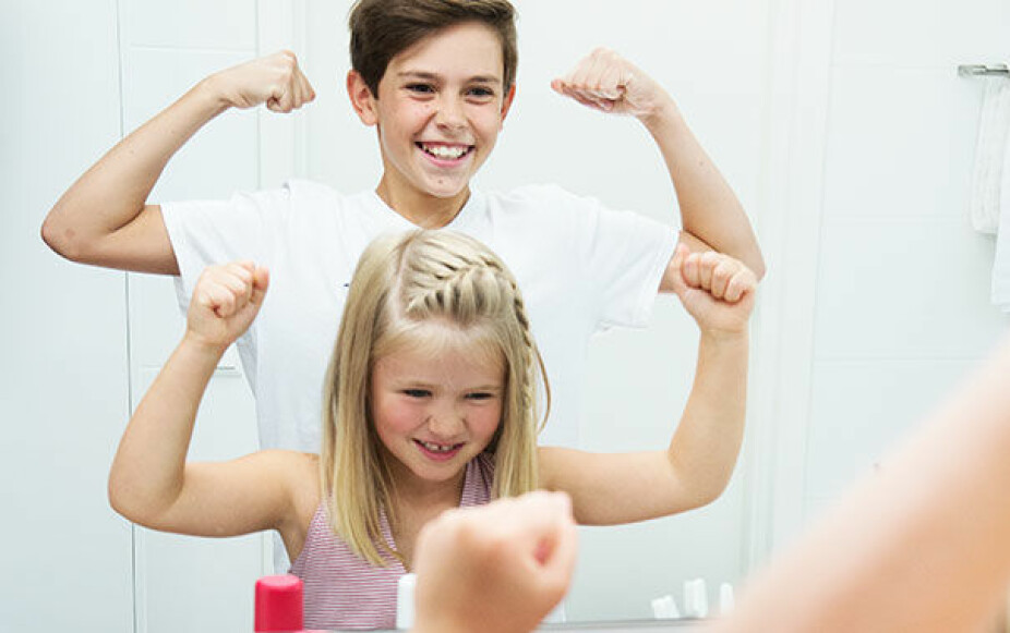 MORSOM TANNPUSS: Lag rutiner og sørg for at barna får en positiv innstilling til tannpussen.