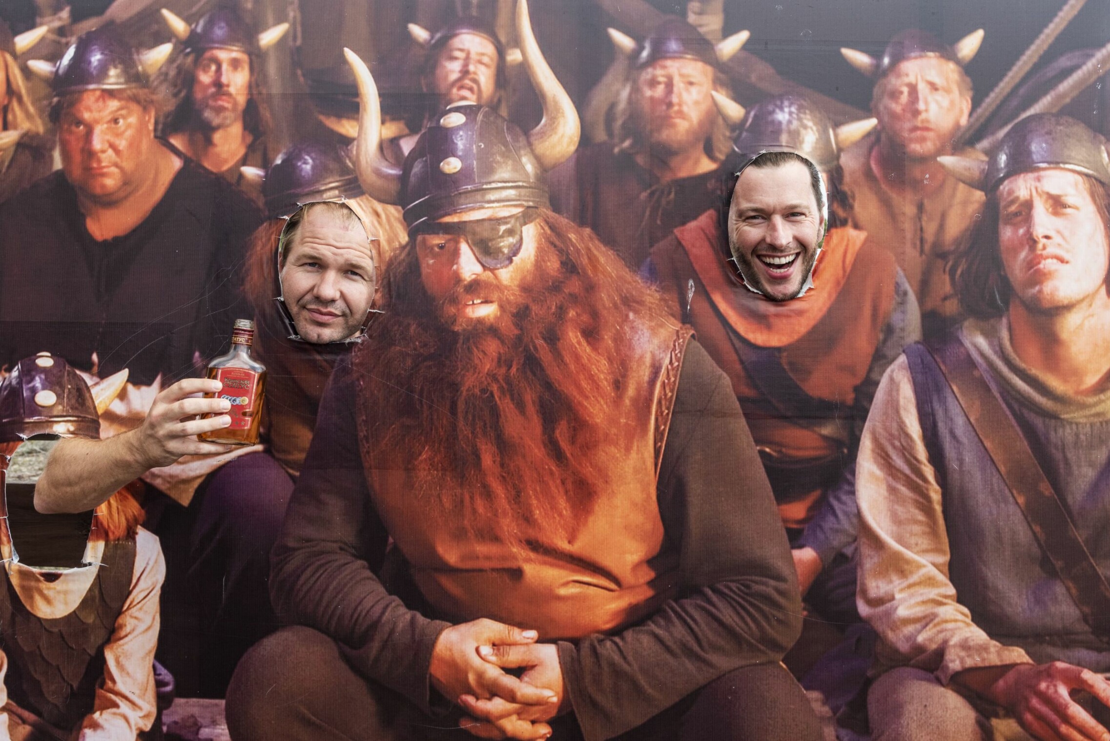 VIKINGENE ER HER: Artikkelforfatteren (til venstre) og reisekamerat Ingar er klar for å gjenerobre Kaliningrad.